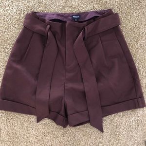 Madewell Sullivan Tie-waist shorts, size 6